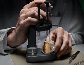 深圳劳力士手表表盘有雾气